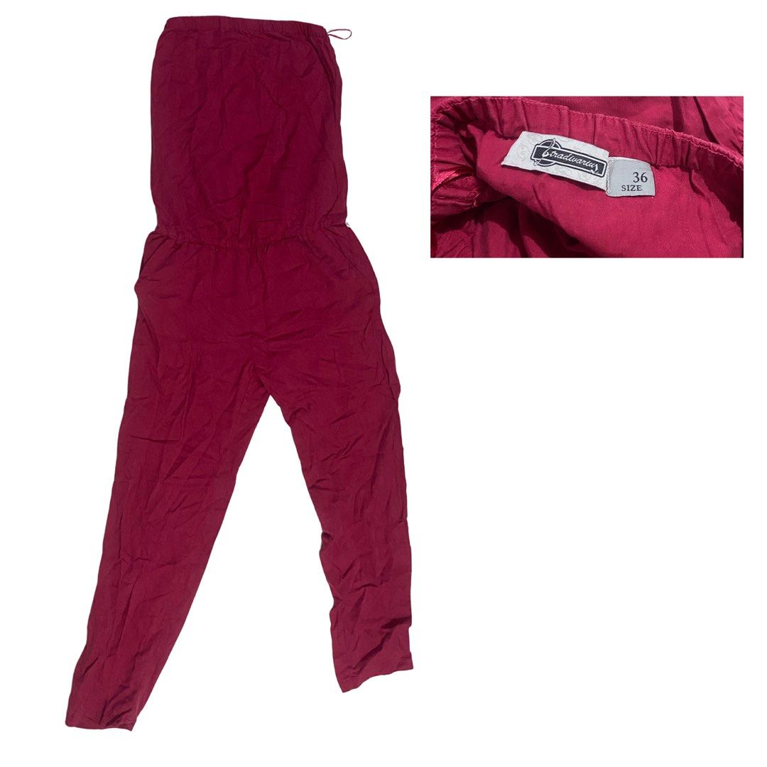 Broadways Burgundy Jumpsuit Size 36 (Category: Jumpsuits) located in Naga. Submitted by clidtw (Listing ID 1460244773, Image 1). Description: - Burgundy jumpsuit from Broadways - Size 36 - Elasticated waist with drawstring - Wide leg pants - Features pockets - Ideal for casual wear.