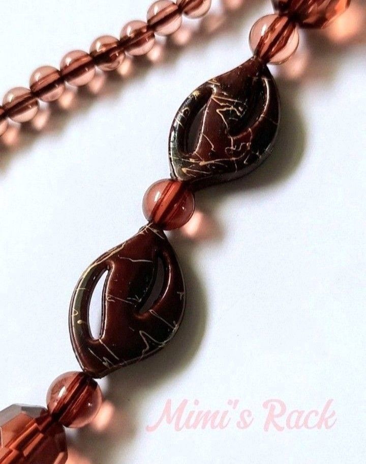 BROWN ACRYLIC PHONE CHARM KEY CHARM (Category: Charms) located in Taguig. Submitted by mimisrack (Listing ID 1460253731, Image 2). Description: 🧿high quality acrylics 🧿 only ₱50 🙂 🧿 length: approx. 21cm 🧿 bead size: 5 to 12mm 🧿 leaf size: 16mm 💎There may be variations in color, grain, shape, lines, patterns & shades which make each piece wonderfully unique hence no two will be alike. 💎Product color may vary due to photographic lighting. �