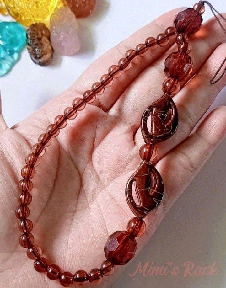 BROWN ACRYLIC PHONE CHARM KEY CHARM (Category: Charms) located in Taguig. Submitted by mimisrack (Listing ID 1460253731, Image 3). Description: 🧿high quality acrylics 🧿 only ₱50 🙂 🧿 length: approx. 21cm 🧿 bead size: 5 to 12mm 🧿 leaf size: 16mm 💎There may be variations in color, grain, shape, lines, patterns & shades which make each piece wonderfully unique hence no two will be alike. 💎Product color may vary due to photographic lighting. �