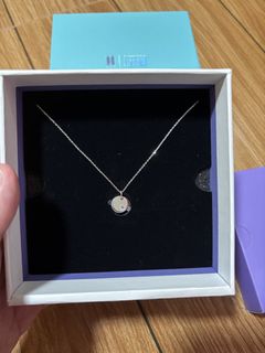(Category: ) located in . Submitted by treasuresbyisabelle (Listing ID 1460205754, Image 1). Description: .