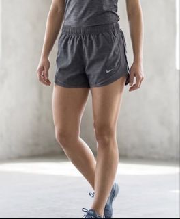 (Category: ) located in . Submitted by yesterdaystrend (Listing ID 1460208162, Image 1). Description: .