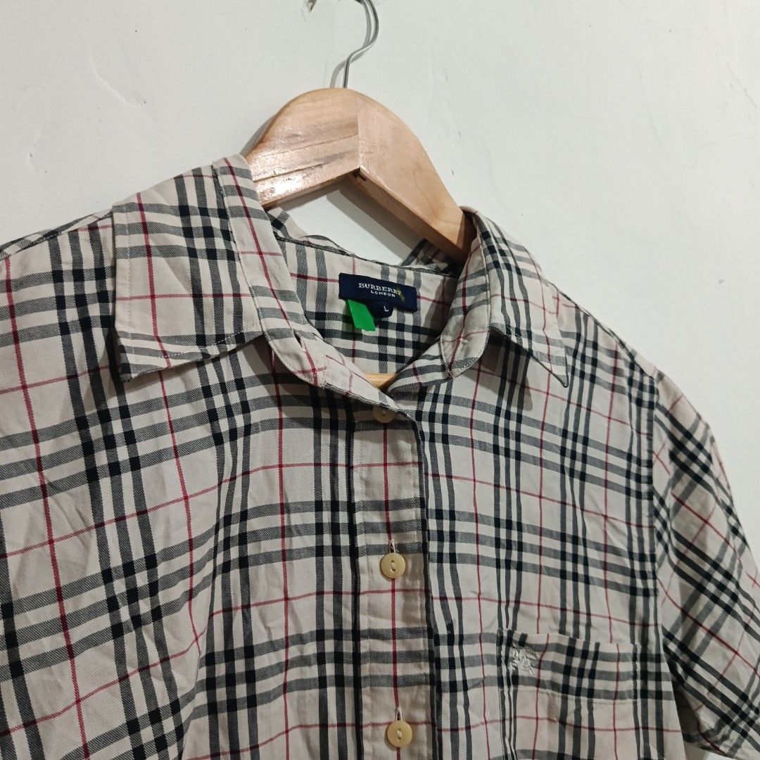 Burberry Plaid Short Sleeve (Category: Tshirts & Polo Shirts ) located in Manila. Submitted by goodsrags (Listing ID 1460284313, Image 2). Description: What you see is what you get 25L/19W.