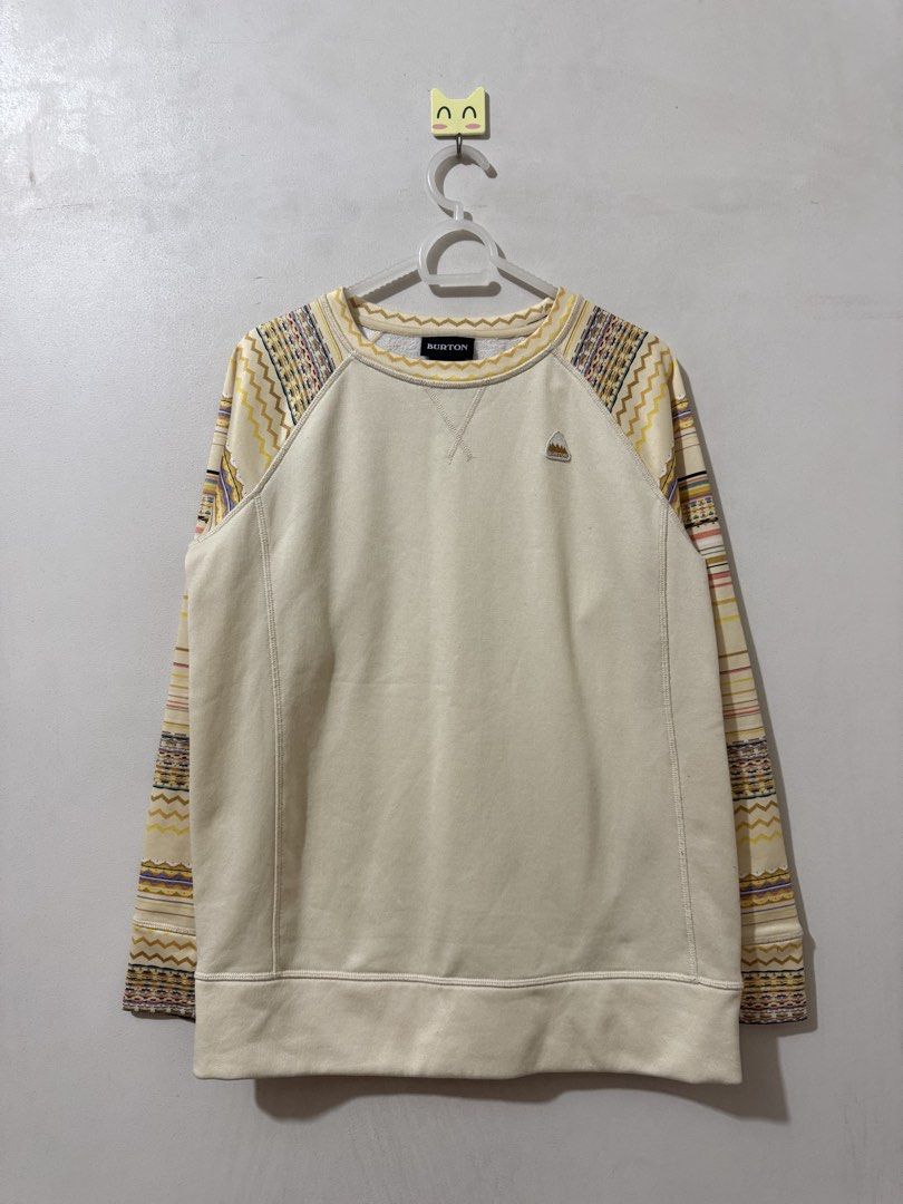 Burton Ski Apparel Sweater Men Small (Category: Coats, Jackets and Outerwear) located in Balanga. Submitted by winterlab_ph (Listing ID 1460246617, Image 1). Description: W 21 L 26.5 Shoulder to Sleeves 28 Fleece Lined Sweater Warm Like New Perfect inner for Ski Jacket.