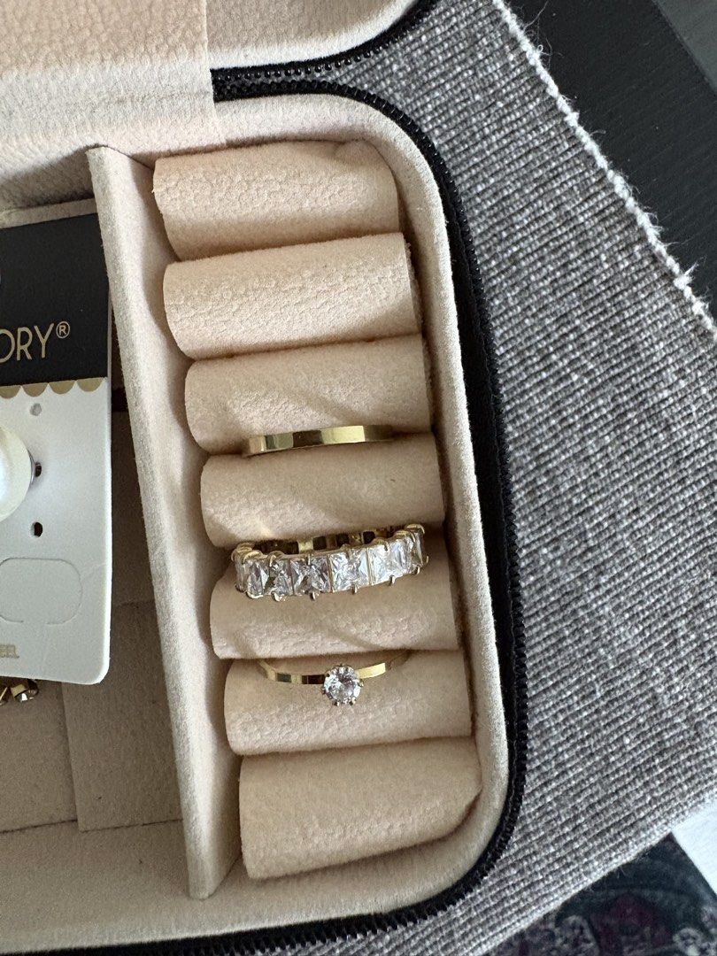 Burvon Ivo size 7 (Category: Rings) located in Manila. Submitted by curiouspicks (Listing ID 1460129103, Image 2). Description: - rfs: not my style - take all burvon rings that I see for 600.