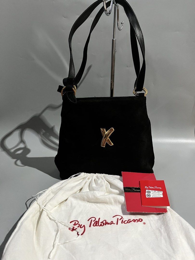 By paloma picasso (Category: Cross-body Bags) located in San Jacinto. Submitted by kellysthrift_ (Listing ID 1460262762, Image 1). Description: Paloma picasso .