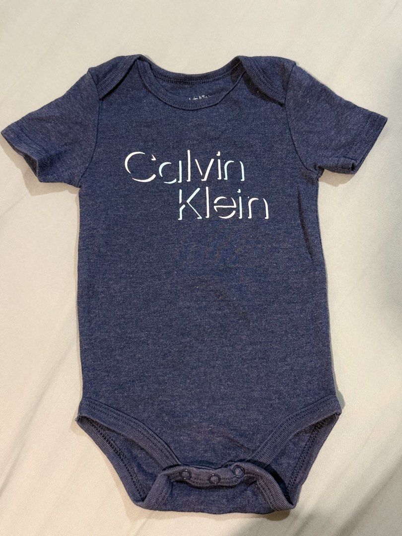 Calvin Klein & Tommy hilfiger (Category: Babies & Kids Fashion) located in Marikina City. Submitted by sisbasco999 (Listing ID 1460290255, Image 2). Description: - All short-sleeved - Convenient snap closures at the bottom - Made from soft cotton for baby's comfort.