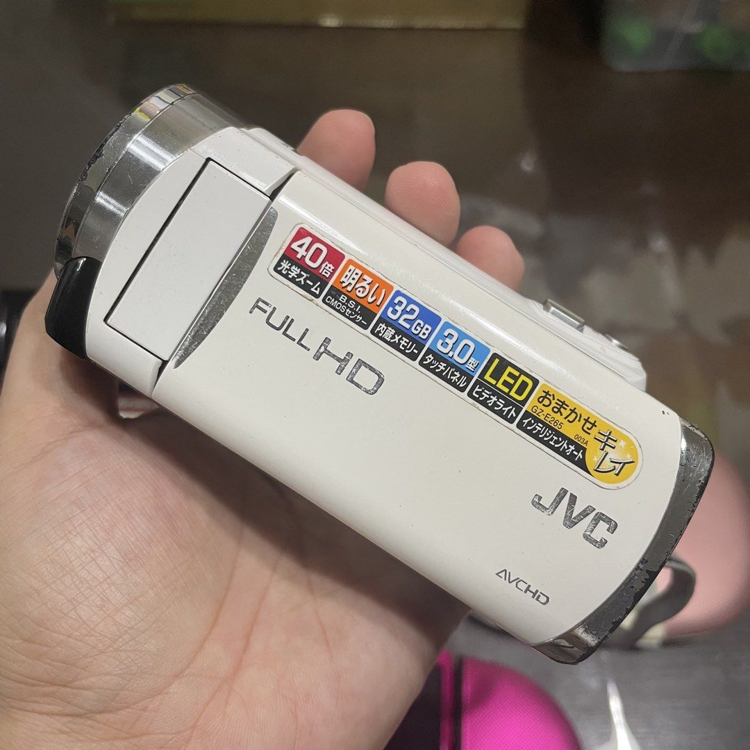 Camcorders ( SONY) (Category: Video Cameras) located in Santo Tomas. Submitted by classicshots22 (Listing ID 1460194865, Image 2). Description: JVC — cỏmes with battery,charger & unit itself - expandable memory (just buy sd card) - can record videos and take photos - touch lcd 💜 white — 3599 (has sign of use & one screw missing;not affecting the performance;no issue) 💜green — 3999 (has sign of use but no issue).