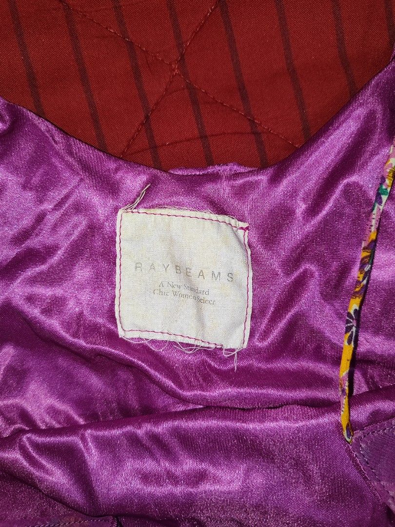 Camisole ruffle top (Category: Sleeveless) located in Iloilo. Submitted by cynehllevie (Listing ID 1460132405, Image 3). Description: This is a colorful paisley-print camisole featuring a distinct layered purple sheer ruffle neckline. 🍥fits small to medium.