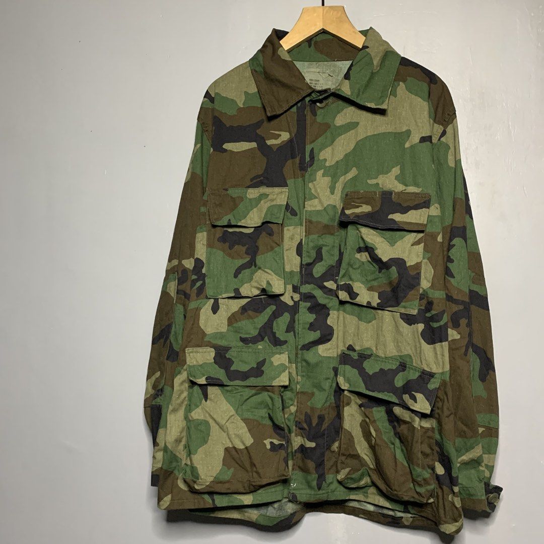 Camouflage Military Field Jacket (Category: Coats, Jackets and Outerwear) located in Manila. Submitted by emplysthrift. (Listing ID 1460259314, Image 2). Description: Width "23.5 Length "30 Excellent Condition Colorrate: 9.5/10 Flaws: needwash Unli vouch/vc for safe transactions 📲 Location: Laspinas City, Metro Manila, Brngy Talon Uno. 📍 DM IF INTERESTED📥 - Classic woodland camouflage pattern - Durable, heavy-duty material - Multiple front poc
