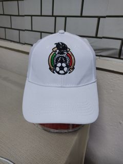 (Category: ) located in . Submitted by ek_thriftstore90 (Listing ID 1460293849, Image 1). Description: .