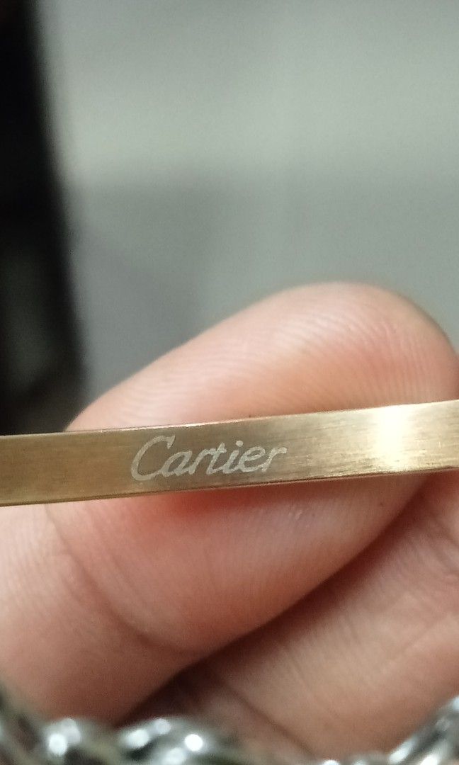 Cartier (Category: Luxury Accessories) located in Naga. Submitted by aboy1234245 (Listing ID 1460201436, Image 3). Description: Cartier VGC.