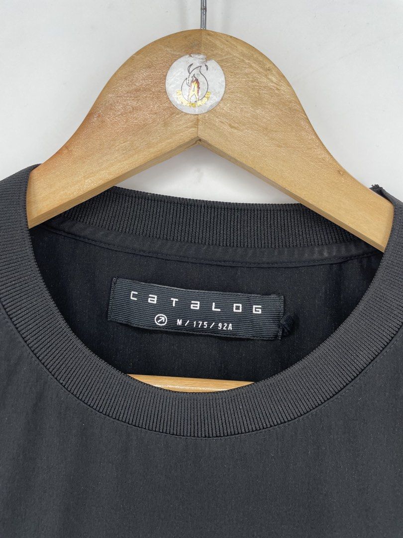 Catalog Nylon Active Shirt (with pockets) (Category: Tshirts & Polo Shirts ) located in Mandaluyong City. Submitted by armrhts (Listing ID 1460276419, Image 3). Description: Size: Medium Dimensions(inches) •Width: 23" •Length: 28" •Pit to Cuff: 4.5" .