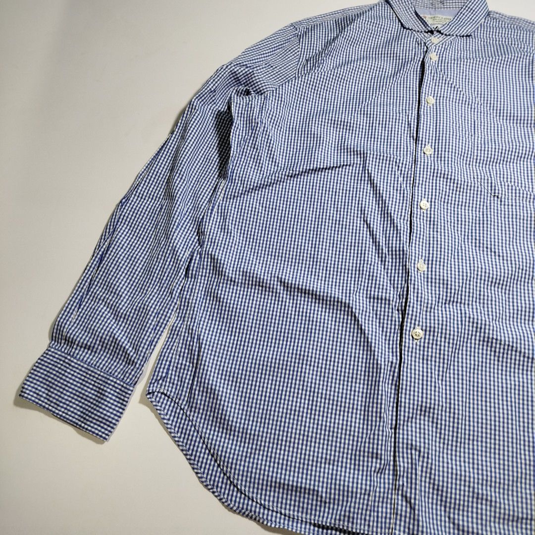 CDG JUNYA WATANABE x TURNBULL & ASSEL (Category: Tshirts & Polo Shirts ) located in Manila. Submitted by mnlhappybattle (Listing ID 1460199316, Image 2). Description: CDG JUNYA WATANABE x TURNBULL & ASSEL Good Condition Tagged size : LARGE Dimensions CHEST - 23” LENGTH - 31.5” SHOULDERS - 18” SLEEVE - 26.5”.