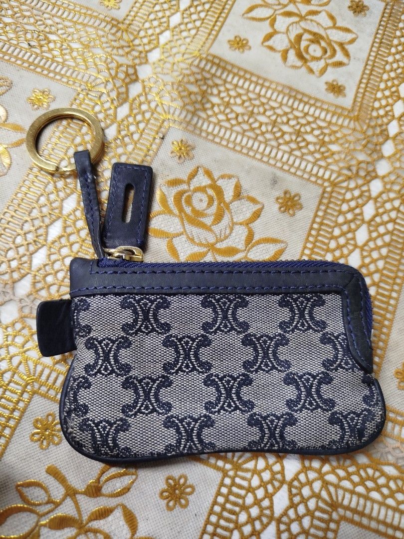 Celine Jacquard Triomphe Coin Purse (Category: Luxury Bags & Wallets) located in Bayombong. Submitted by Gentlemans_ClosEt (Listing ID 1460203550, Image 1). Description: Celine Jacquard Triomphe Coin Purse (100% Authentic) Featuring a navy and ecru monogram pattern with a gold-tone keyring Rank A / Excellent condition No issue.