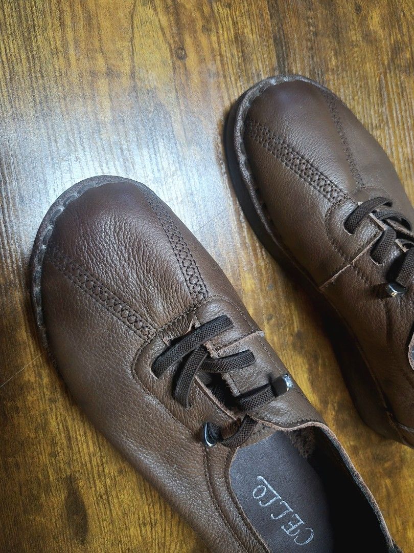 Cello Genuine Leather Shoes (Category: Shoe inserts) located in Manila. Submitted by oki.ukay (Listing ID 1460210200, Image 2). Description: Cello Genuine Leather Shoes -Color: Brown -Germany brand -Fit size 24.5cm.