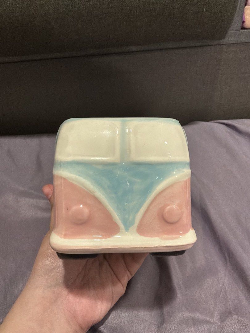Ceramic Van Trinket Holder (Category: Vases & Decorative Bowls) located in Marikina City. Submitted by glimmr.ph (Listing ID 1460289319, Image 2). Description: .