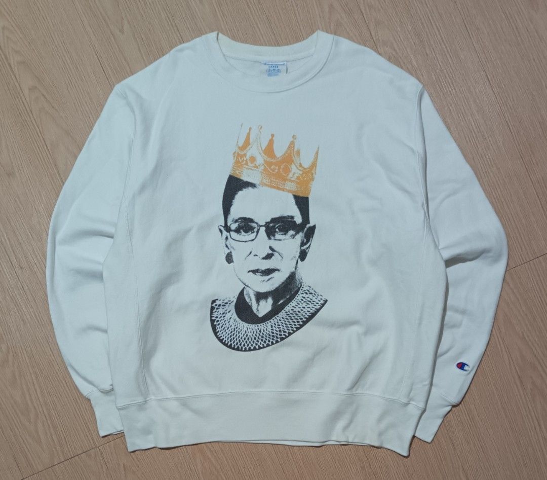 CHAMPION REVERSE WEAVE SWEATSHIRT " NOTORIOUS RBG" (Category: Coats, Jackets and Outerwear) located in Cavite. Submitted by marcuz.lifestyle (Listing ID 1460198621, Image 1). Description: WIDTH:25.5 LENGTH:28 VERRYGOOD CONDITION NO ISSUE COLOR RATE:9.5/10 MOP:GCASH DELIVERY COURIER:JNT LOCATION:IMUS CAVITE.