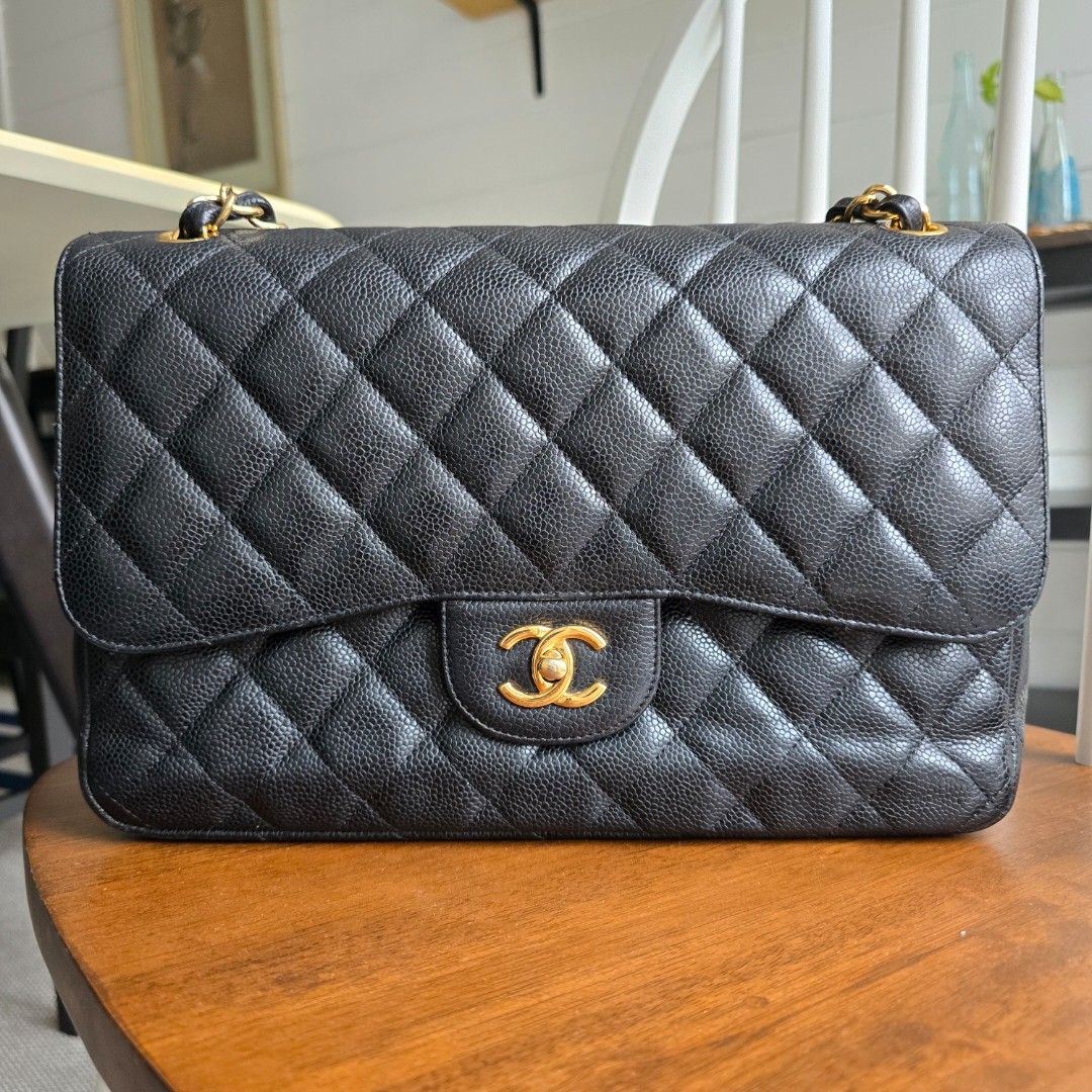 Chanel Classic Jumbo Double Flap Caviar Gold Hardware (Category: Luxury Bags & Wallets) located in Paranaque City. Submitted by portodimoda (Listing ID 1460129170, Image 1). Description: AUTHENTIC AND AVAILABLE!!! Kindly check photos to see the condition. Hologram sticker has tear but still readable It comes with an authenticity card only.