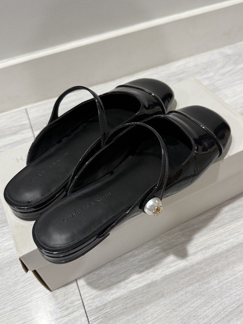 Charles & keith,size 7 (Category: Announcements) located in Manila. Submitted by johnmaunes36862 (Listing ID 1460198979, Image 2). Description: .