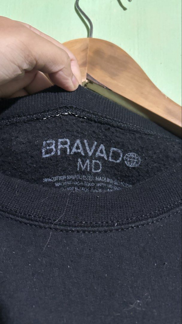 Cher Believe Graphic Sweatshirt Bravado MD (Category: Longsleeves) located in Baguio. Submitted by iconicsmeti (Listing ID 1460161606, Image 2). Description: - Black sweatshirt featuring Cher graphic and 'Believe' text - Brand: Bravado - Size: MD - Material: Cotton-Polyester blend - Ideal for Cher fans - Comfortable for casual wear - lints and hairline crack.