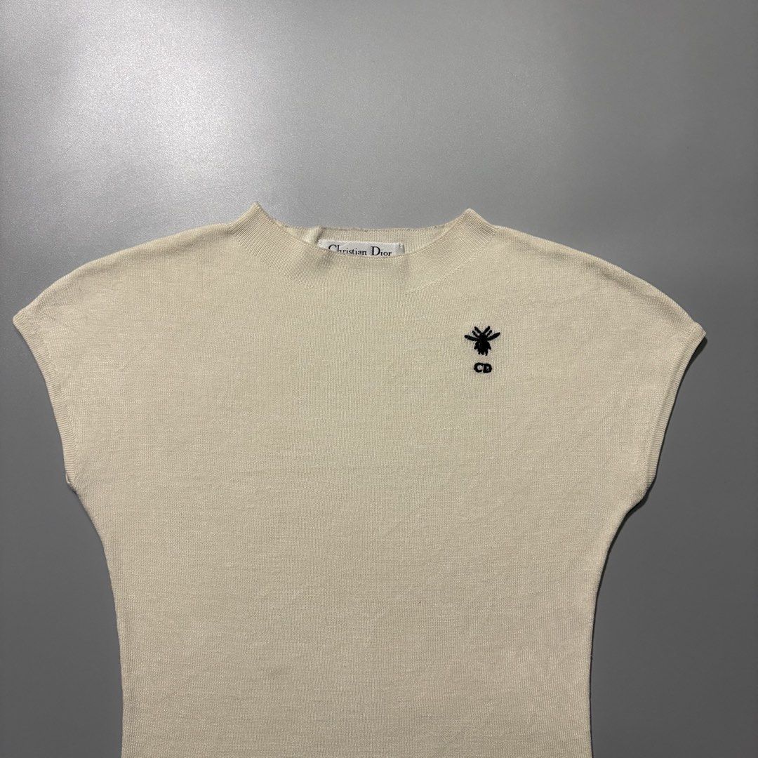 Christian Dior Sleeveless Knit Top (Category: Shirts) located in Tayabas. Submitted by tayabaskartell (Listing ID 1460107350, Image 2). Description: .