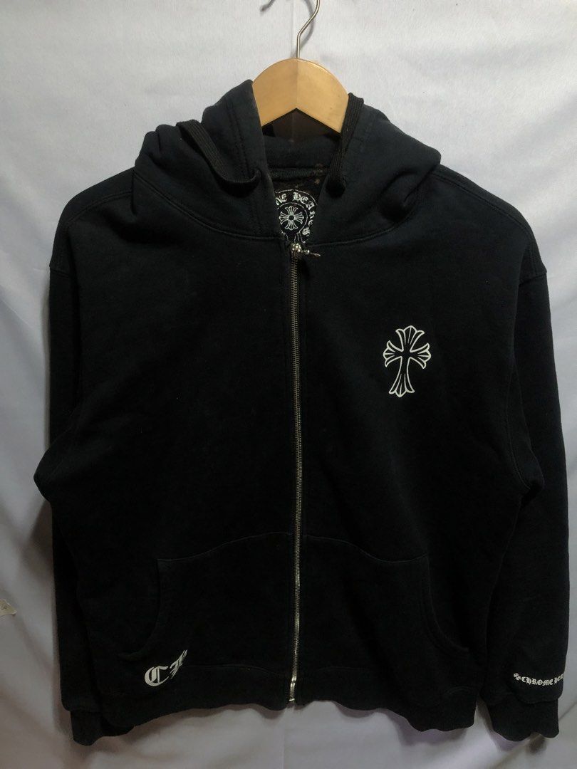 Chrome hearts (Off) (Category: Coats, Jackets and Outerwear) located in Cagayan de Oro. Submitted by kennymiiiiii (Listing ID 1460241933, Image 1). Description: 23*28 issue stains posted no pinholes C15 Heavy not pole.