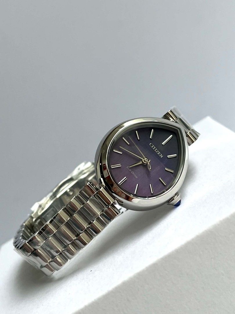 Citizen Ladies EM1200-55X (Category: Luxury Watches) located in Malolos. Submitted by keenhorse_ef38ab (Listing ID 1460239978, Image 1). Description: Citizen Ladies EM1200-55X COD/COP VIA LBC SAME DAY DELIVERY/MEETUP WITHIN METRO MANILA .