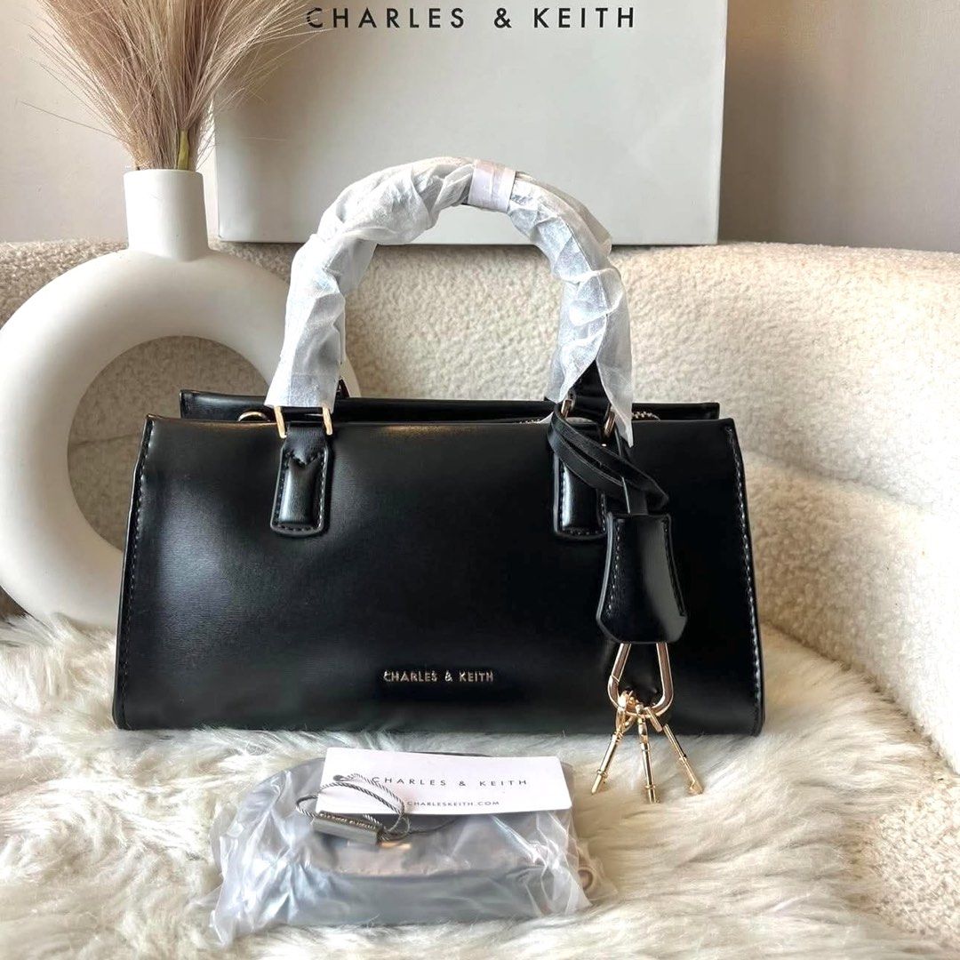 C&K Mini Kerry Crossbody (Category: Cross-body Bags) located in Bulacan. Submitted by mykakarizza (Listing ID 1460226999, Image 2). Description: RESTOCK ✨✨ ₱850 only C&K Mini Kerry Crossbody Strap drop length 53-59.5 cm Strap length 109-122 cm Width 24.5 cm Depth 10 cm Height 11 cm Add paperbag 100 📸 Actual pics! 🙋🏻‍♀️ ─── ✦ ─── ✦ ─── ✦ ─── ✦ ─── 🛍️ LOOKING FOR MORE RESELLERS 🛍️ ✨ Buy 3 pcs of ANY items — FREE SHIPPING NA!🚚 ✨ Buy 10 items →