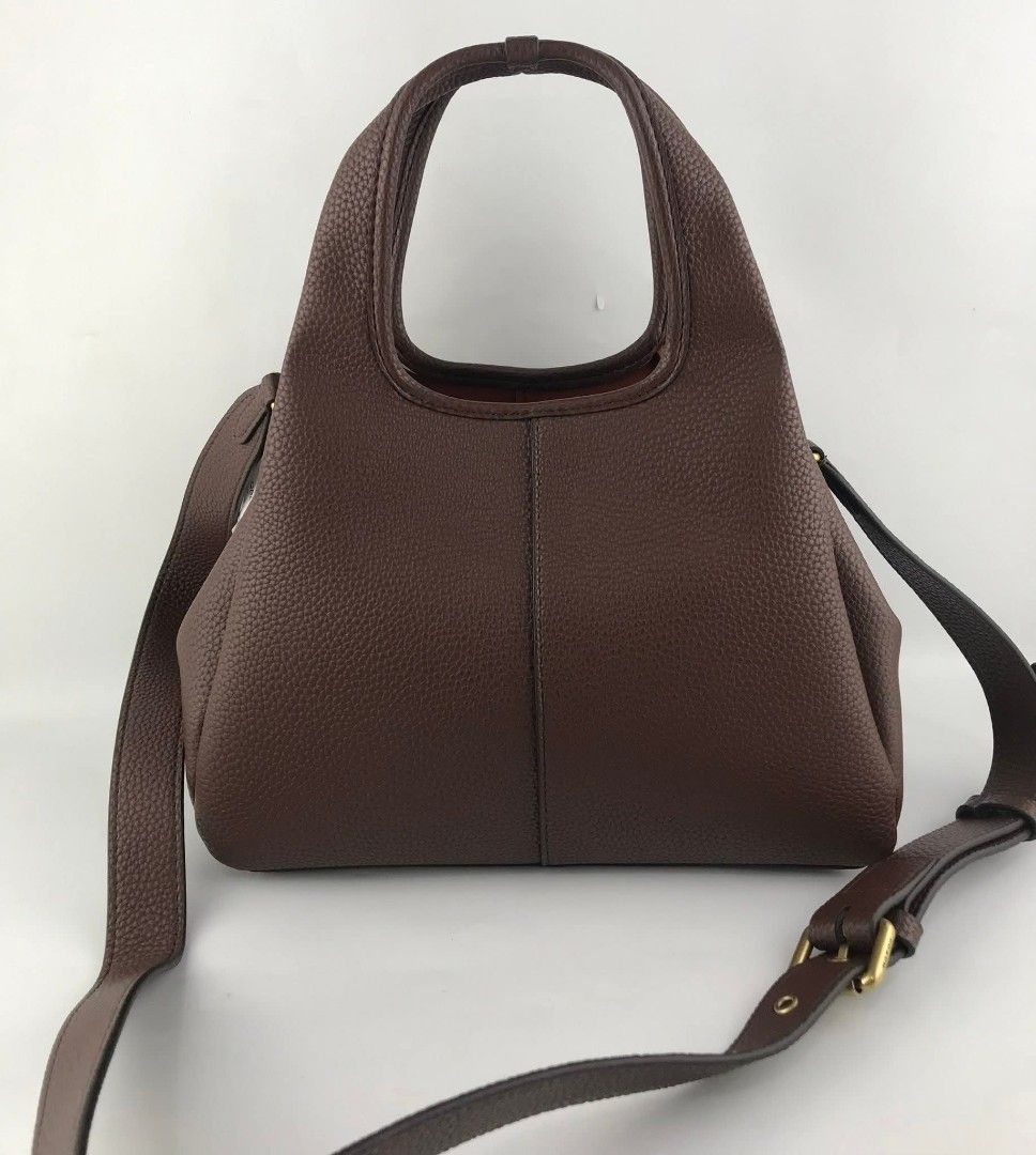 Coach Lana Shoulder Bag (Category: Shoulder Bags) located in Quezon City. Submitted by bagsboutiqueph (Listing ID 1460301445, Image 3). Description: LAST PRICE POSTED. LIMITED STOCKS! BRANDNEW WITH INCLUSIONS. COLOR MAY SLIGHTLY VARY IN ACTUAL DUE TO LIGHTING AND CAMERA SETTING. OTHER PHOTOS WILL BE SEND DURING PURCHASE AND FOR SURE BUYERS ONLY. WHEN IN DOUBT, DO NOT ORDER. THANK YOU..