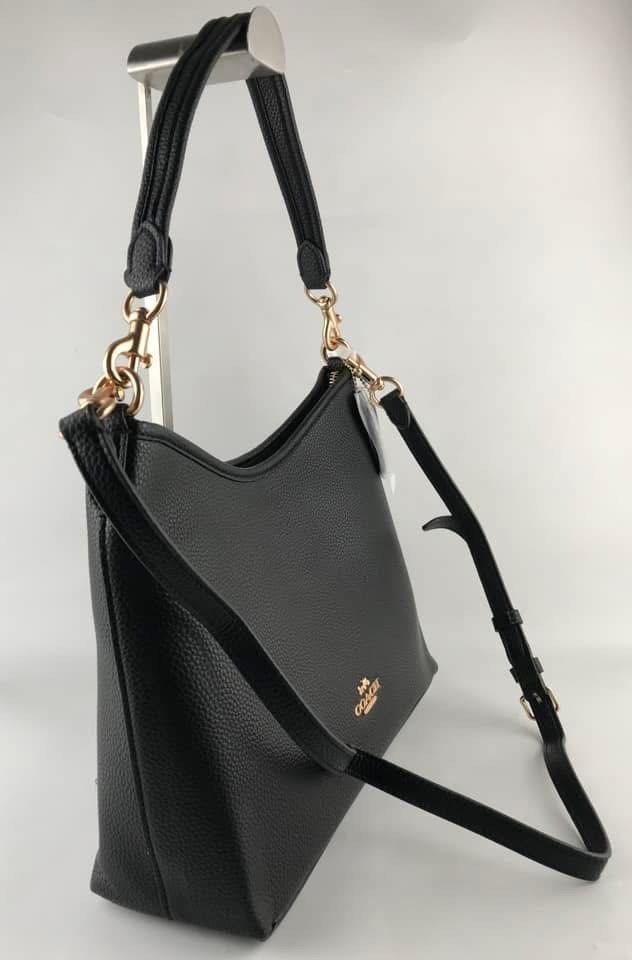 Coach Laurel Hobo (Category: Shoulder Bags) located in Binan City. Submitted by pinkykeenshop (Listing ID 1460279388, Image 2). Description: .