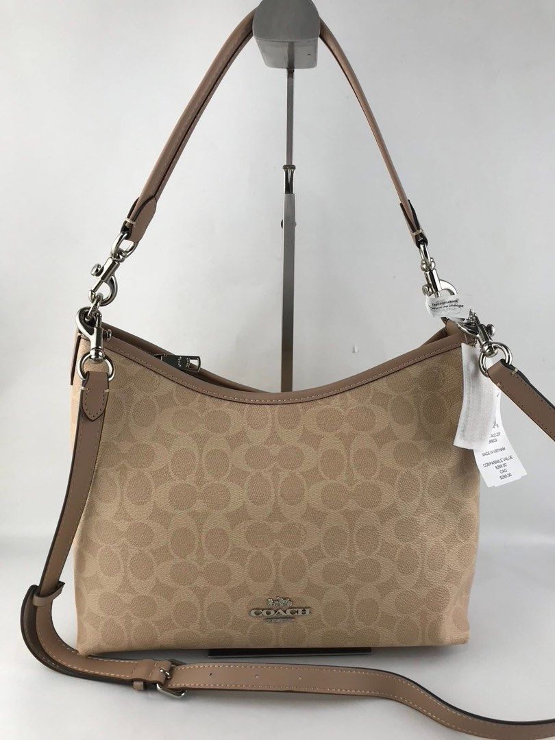Coach Laurel Hobo (Category: Shoulder Bags) located in Binan City. Submitted by pinkykeenshop (Listing ID 1460281608, Image 1). Description: .