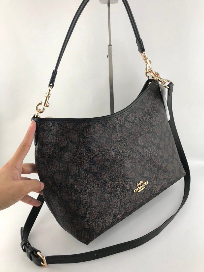 Coach Laurel Hobo (Category: Shoulder Bags) located in Binan City. Submitted by pinkykeenshop (Listing ID 1460282264, Image 2). Description: .