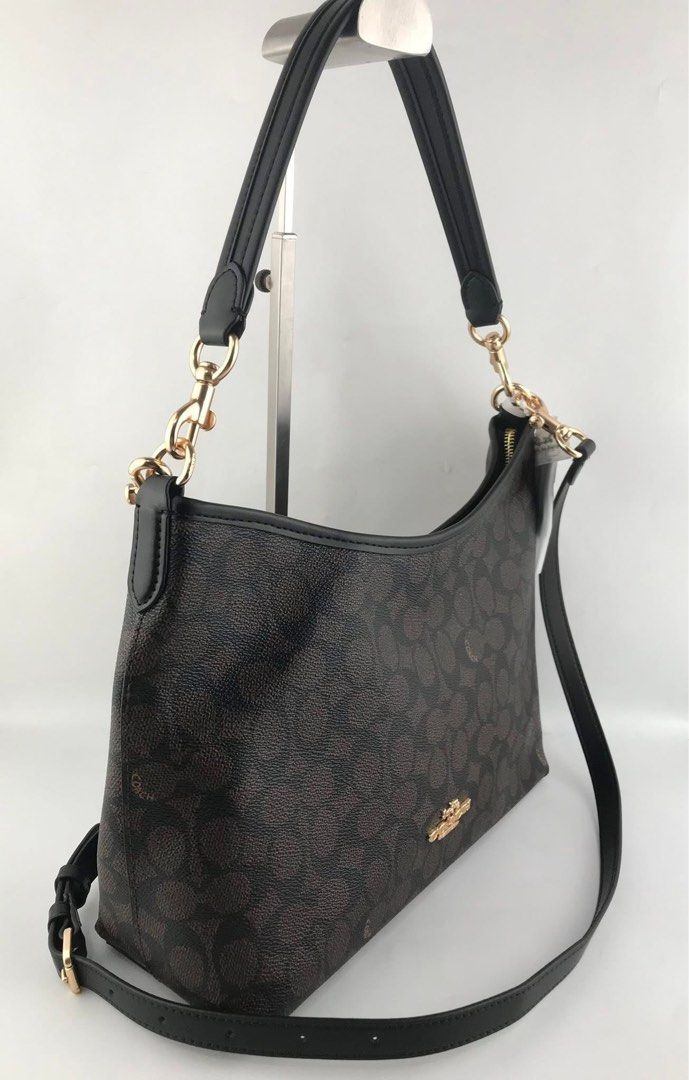 Coach Laurel Hobo (Category: Shoulder Bags) located in Binan City. Submitted by pinkykeenshop (Listing ID 1460282264, Image 3). Description: .