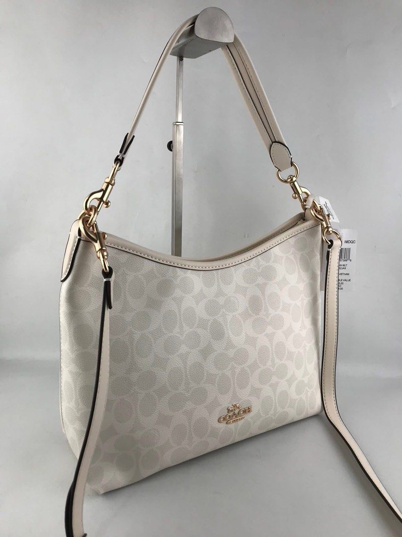 Coach Laurel Hobo (Category: Shoulder Bags) located in Binan City. Submitted by pinkykeenshop (Listing ID 1460282351, Image 3). Description: .