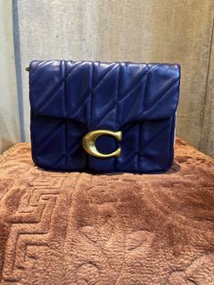 (Category: ) located in . Submitted by the_reloved_edit (Listing ID 1460125070, Image 1). Description: .