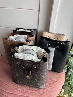 (Category: ) located in . Submitted by curated.totes (Listing ID 1460274541, Image 1). Description: .