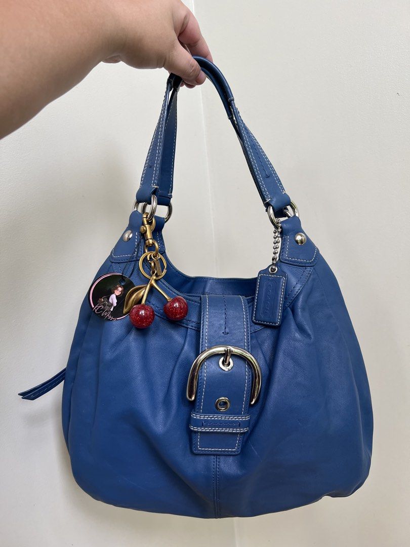 Coach Soho Lynn (Category: Luxury Bags & Wallets) located in Cagayan de Oro. Submitted by kc_missy (Listing ID 1460300938, Image 1). Description: .