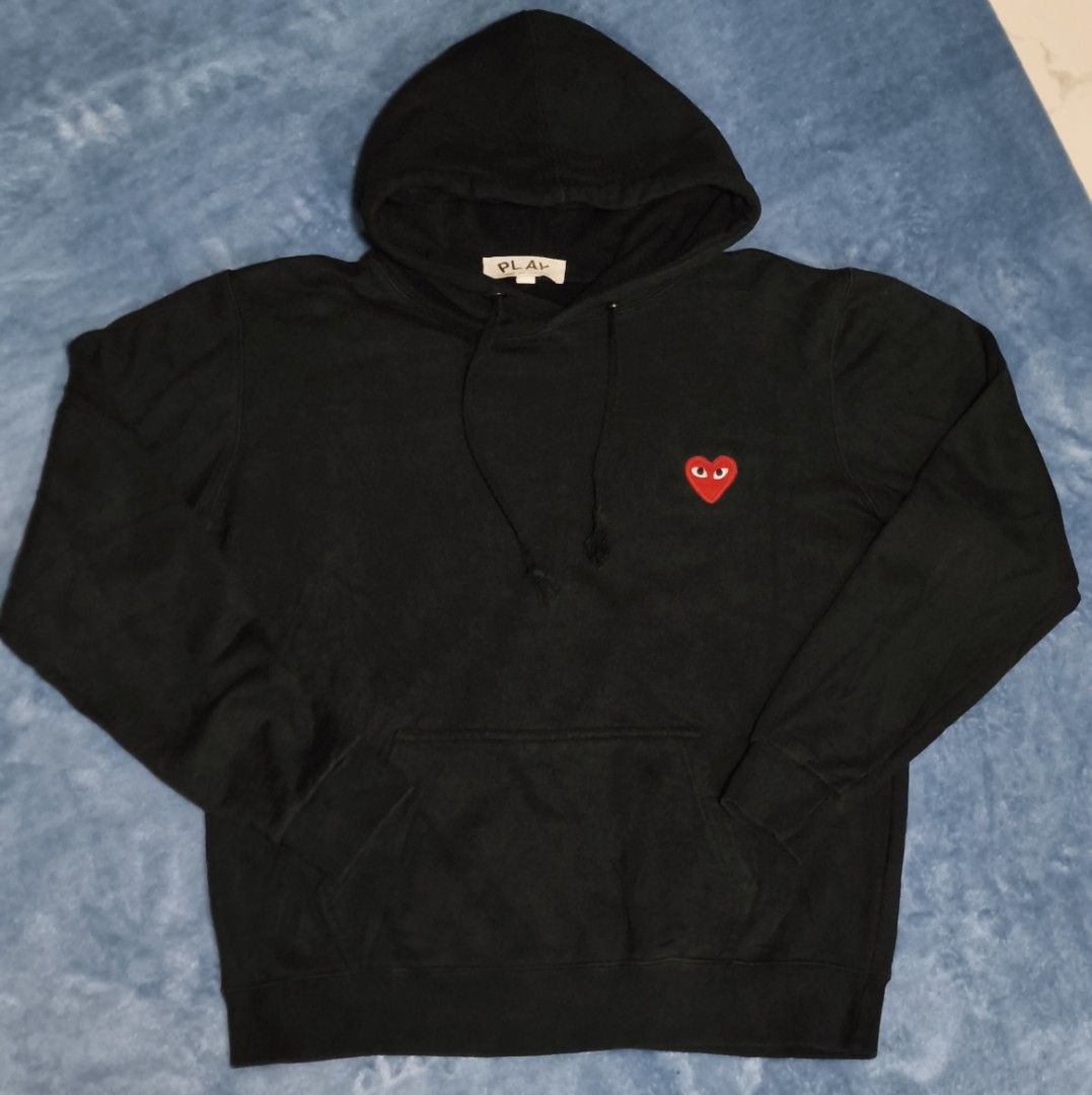 Comme Des Garçons Hoodie (Category: Hoodies) located in Baguio. Submitted by thevenzfinds (Listing ID 1460209652, Image 1). Description: 📍Loc. : BAGUIO/LA TRINIDAD XL (On Tag) Fit: 5'7 65kg Dimes: 22.5x24.5in Can do shipping(PAYMENT FIRST) item+sf/Dropping(Item+DF) NEGOTIABLE!!!.