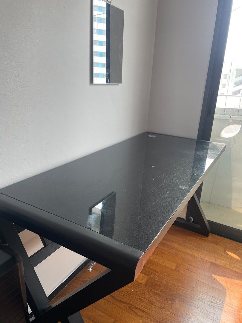 Computer Table (Category: Tables & Sets) located in Singapore. Submitted by johntabs16 (Listing ID 1460128301, Image 2). Description: For Sale Computer table, Big size and Very Comfortable for set up to you computer..