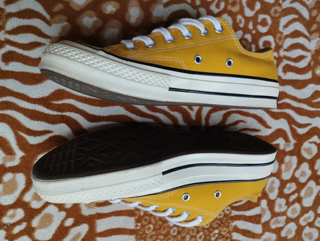 Converse 70 Mustard (Category: Sneakers) located in Zamboanga. Submitted by vintagetreasures.zc (Listing ID 1460235084, Image 3). Description: Converse 70 Mustard Low Cut Size: 37.5Euro / 5US Men / 7US Women Excellent Condition 9.8/10 Colour Rate Sign of usage Issue: Gasgas sa side 1500 + SF.