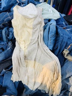 (Category: ) located in . Submitted by leans_closet (Listing ID 1460224221, Image 1). Description: .