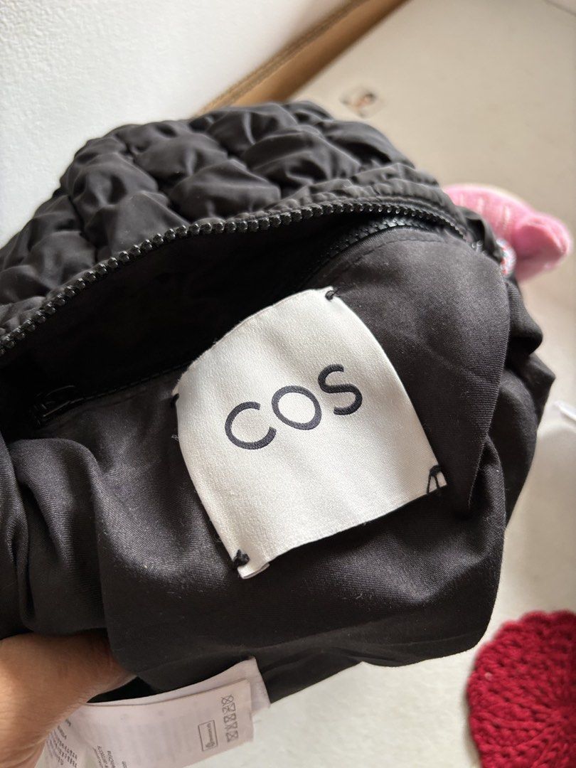 COS Quilted Shoulder Bag (Category: Shoulder Bags) located in Quezon City. Submitted by wonderp1e (Listing ID 1460198019, Image 3). Description: Excellent condition No flaws at all Can fit an umbrella Negotiable.