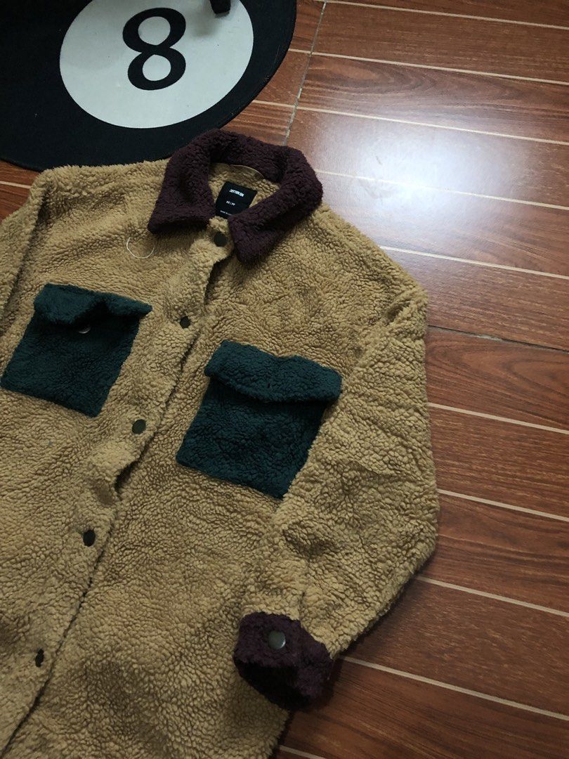 COTTON-ON COAT (Category: Coats, Jackets and Outerwear) located in Cavite. Submitted by secondhandco.archive552 (Listing ID 1460276358, Image 2). Description: COTTON-ON COAT 📌W(22.5) L(31) FULL SLEEVES(29) 📌ISSUE: N/A 📌COLOR RATE: 9.9/10 📌CONDITION: 9.9/10 .