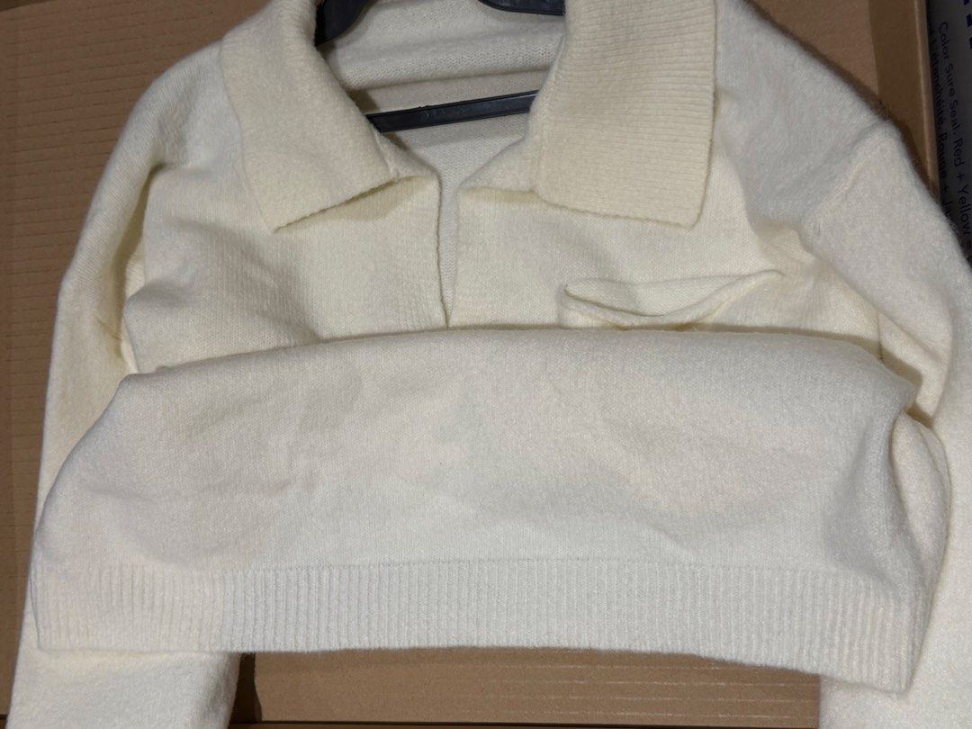 Cream V-neck Sweater (Category: Longsleeves) located in Paranaque City. Submitted by preluvdbyp (Listing ID 1460225907, Image 3). Description: •Payment Options: GCash or BPI Bank Transfer •Delivery/Shipping fee to be shouldered by buyer.