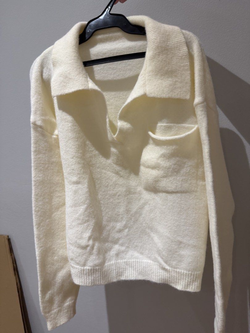 Cream V-neck Sweater (Category: Longsleeves) located in Paranaque City. Submitted by preluvdbyp (Listing ID 1460225907, Image 1). Description: •Payment Options: GCash or BPI Bank Transfer •Delivery/Shipping fee to be shouldered by buyer.