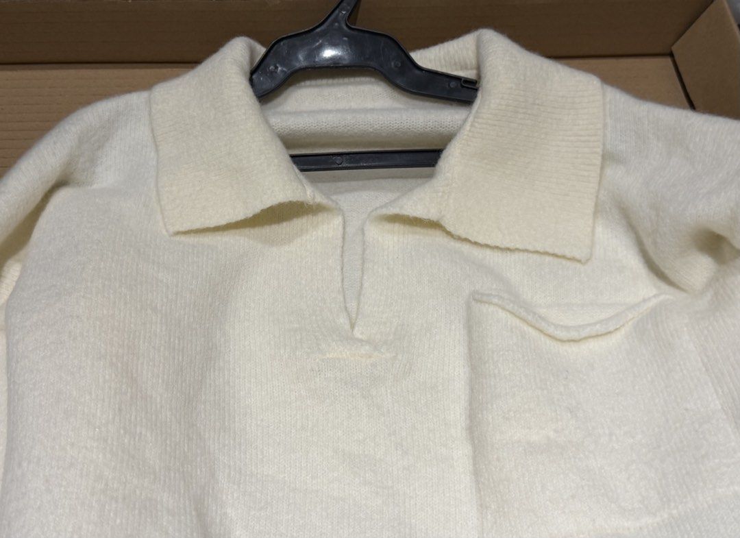 Cream V-neck Sweater (Category: Longsleeves) located in Paranaque City. Submitted by preluvdbyp (Listing ID 1460225907, Image 2). Description: •Payment Options: GCash or BPI Bank Transfer •Delivery/Shipping fee to be shouldered by buyer.