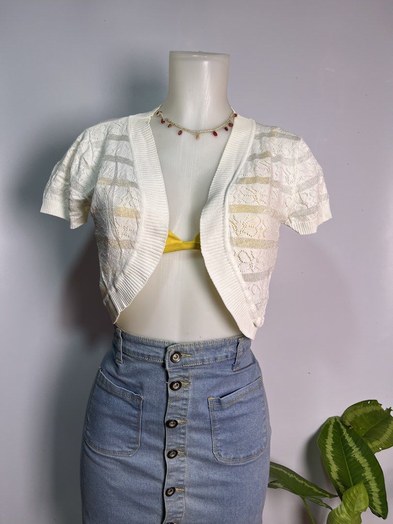 Crochet Bolero Knit Mesh (Category: Others Tops) located in Mexico. Submitted by amaya_thriftstore (Listing ID 1460246120, Image 2). Description: ALL FOR 300! Style: Cropped Boleros, Cardigans, Mesh Tops, Shrugs Colors: Black, White, Gold, Peach Details: Lace, Crochet, Pearl beads, Pointelle knit, Puff sleeves, Sheer mesh Vibes: Y2K, Boho, Romantic, Office to Beach layering Best paired with: Tube top, bralette, or inner top + highwaist skirt/jean