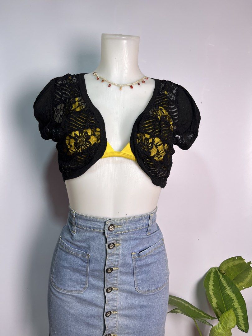 Crochet Bolero Knit Mesh (Category: Others Tops) located in Mexico. Submitted by amaya_thriftstore (Listing ID 1460246120, Image 1). Description: ALL FOR 300! Style: Cropped Boleros, Cardigans, Mesh Tops, Shrugs Colors: Black, White, Gold, Peach Details: Lace, Crochet, Pearl beads, Pointelle knit, Puff sleeves, Sheer mesh Vibes: Y2K, Boho, Romantic, Office to Beach layering Best paired with: Tube top, bralette, or inner top + highwaist skirt/jean