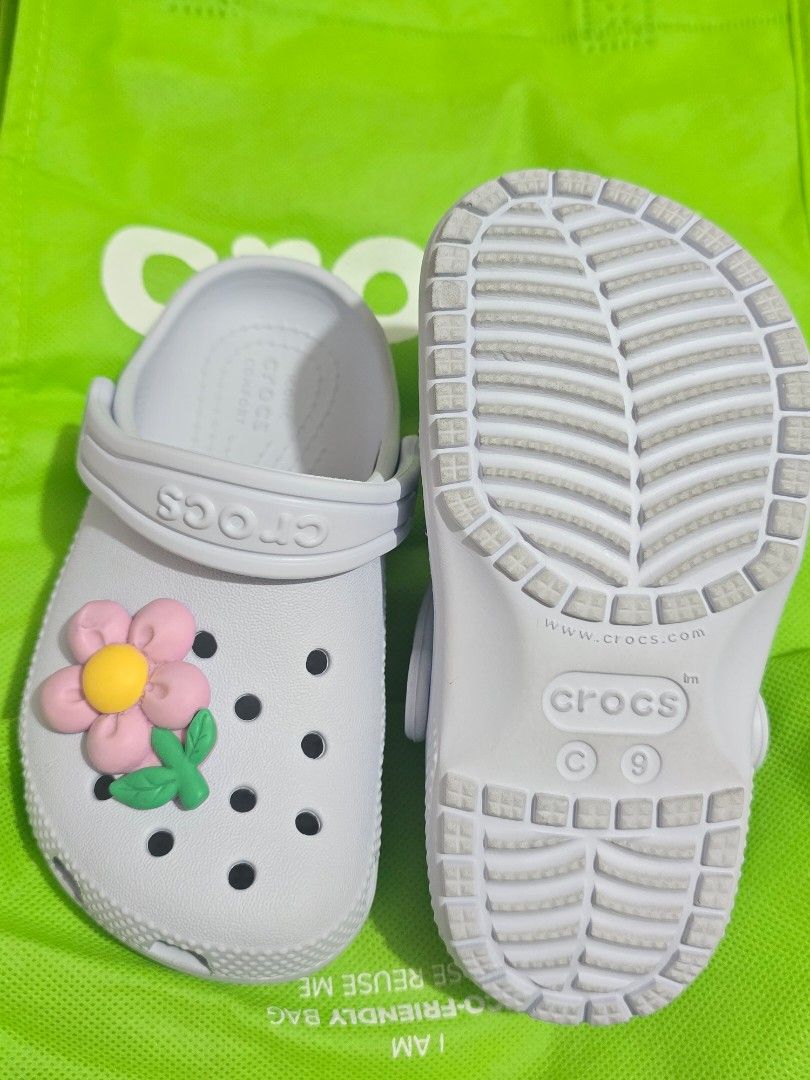 Crocs (dreamscape color) (Category: Babies & Kids Fashion) located in Urdaneta. Submitted by tannies-trift (Listing ID 1460202345, Image 2). Description: CROCS (MY BABY OWN PRELOVED) SIZE: C9 PWEDE UNISEX TANGGALIN NALANG JIBBITS PAG BOY GAGAMIT 1ST TO PAY BASIS SHIP VIA JNT REGULAR ❌️NO COD LOC.PANGASINAN.