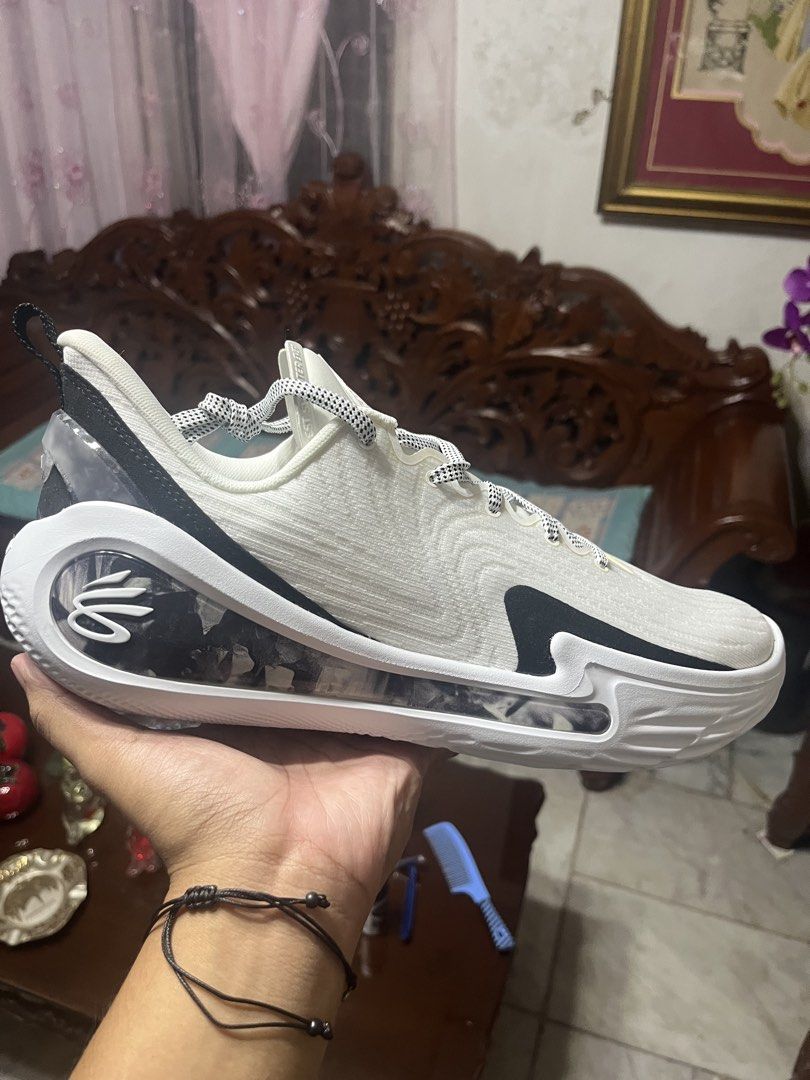 Curry 12 “shooting star” (Category: Casual Shoes) located in General Trias. Submitted by serotonin_18 (Listing ID 1460132017, Image 1). Description: Curry 12 shooting star size 12 mens 4500 negotiable 📍gentri cavite.